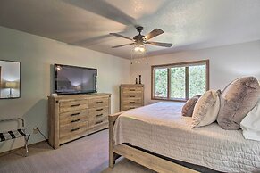 Chic Pinetop Retreat w/ Separate Apartment!