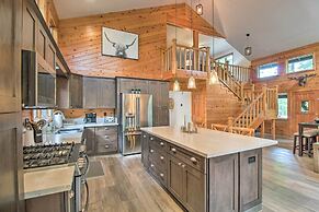 Chic Pinetop Retreat w/ Separate Apartment!