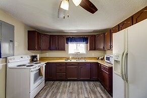 Pet-friendly Ohio Escape w/ Deck & Community Dock!