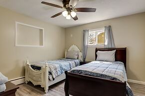 Pet-friendly Ohio Escape w/ Deck & Community Dock!