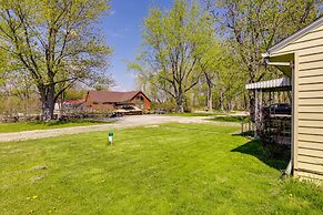 Pet-friendly Ohio Escape w/ Deck & Community Dock!