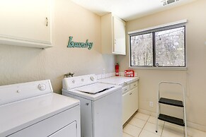 Oakhurst Vacation Rental Near Hiking & Bass Lake!