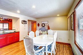 Near Golfing & Hiking: Pinetop Vacation Rental!