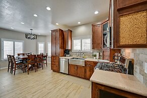 Family-friendly Flagstaff Home With Hot Tub