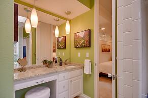 Mid-century Modern Home w/ Fire Pit & Gas Grill!