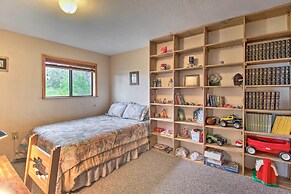 Peaceful Ranch Cabin, 3 Mi to Becker Lake!
