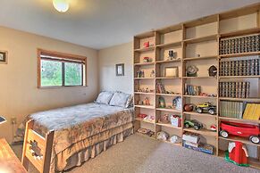 Peaceful Ranch Cabin, 3 Mi to Becker Lake!