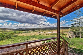 Peaceful Ranch Cabin, 3 Mi to Becker Lake!
