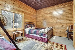 Pet-friendly Cabin Retreat: Walk to Lake Pepin!