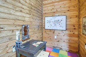 Pet-friendly Cabin Retreat: Walk to Lake Pepin!