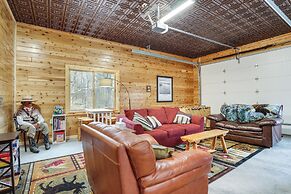 Pet-friendly Cabin Retreat: Walk to Lake Pepin!