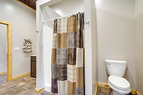 Pet-friendly Cabin Retreat: Walk to Lake Pepin!