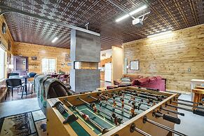 Pet-friendly Cabin Retreat: Walk to Lake Pepin!