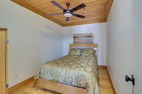 Lakefront Eufaula Escape w/ Dock + Private Beach!