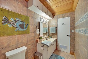 Lakefront Eufaula Escape w/ Dock + Private Beach!