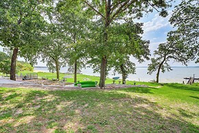 Lakefront Eufaula Escape w/ Dock + Private Beach!