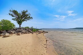 Lakefront Eufaula Escape w/ Dock + Private Beach!