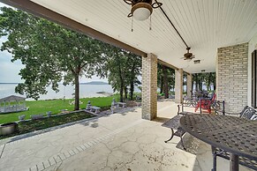 Lakefront Eufaula Escape w/ Dock + Private Beach!
