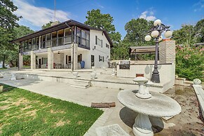 Lakefront Eufaula Escape w/ Dock + Private Beach!