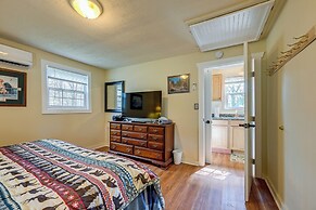 Whittier Vacation Rental Cabin: Pets Welcome!