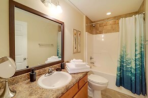 Deck, Grill & Fire Pit: Sugar Mountain Retreat!