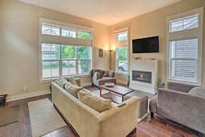 Benton Harbor Townhome w/ Golf Course View!