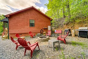 Bryson City Vacation Rental - Hot Tub & Lake Views