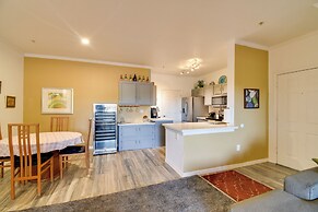 'red Rox' Phoenix Condo w/ Patio ~ 3 Mi to Airport