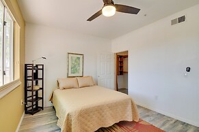 'red Rox' Phoenix Condo w/ Patio ~ 3 Mi to Airport