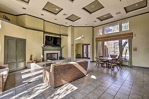 'red Rox' Phoenix Condo w/ Patio ~ 3 Mi to Airport