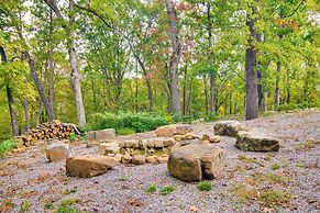 Keane Ranch 2 Mtn Cabin w/ 300 Acres in Ozark!