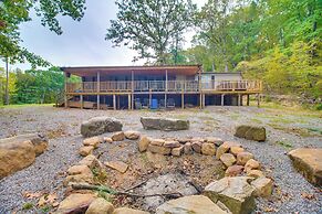 Keane Ranch 2 Mtn Cabin w/ 300 Acres in Ozark!