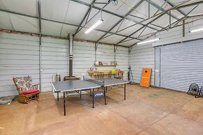 Rustic Dale Hollow Lake Cabin - Private Hot Tub!