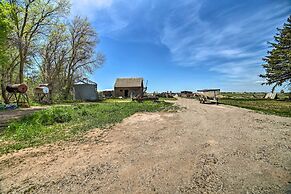 Idaho Falls Farmhouse ~ 11 Mi to Downtown!