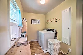 Idaho Falls Farmhouse ~ 11 Mi to Downtown!