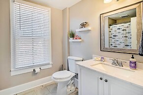 North Beach Cottage - Walk to Chesapeake Bay