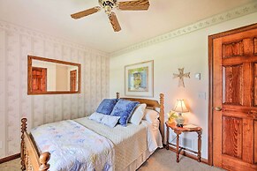 Charming Williamstown Retreat w/ Private Yard