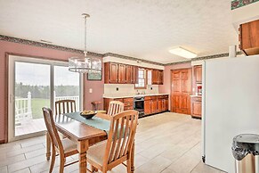 Charming Williamstown Retreat w/ Private Yard