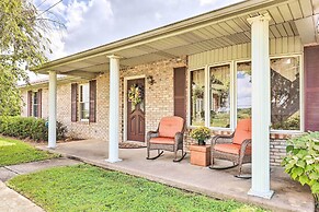 Charming Williamstown Retreat w/ Private Yard