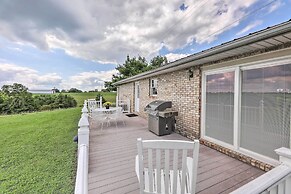Charming Williamstown Retreat w/ Private Yard