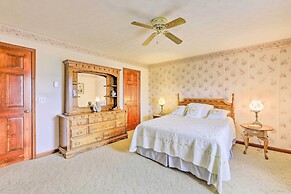 Charming Williamstown Retreat w/ Private Yard