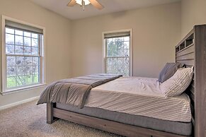 Pool & Furnished Patio: Group Getaway in Hershey