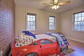 Pool & Furnished Patio: Group Getaway in Hershey