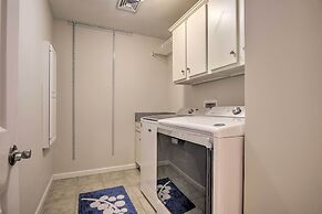 Pool & Furnished Patio: Group Getaway in Hershey