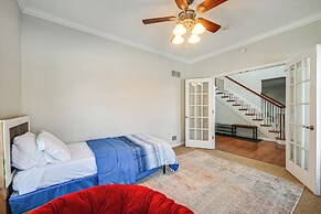 Pool & Furnished Patio: Group Getaway in Hershey
