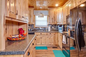 Lake Malone Vacation Rental w/ Boat Dock!