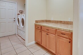 Pool, Patio & Grill: Desert Hot Springs Retreat!