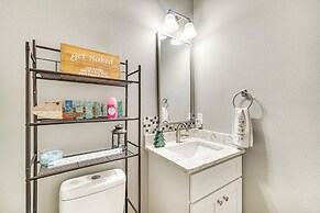 Lakefront Boating Getaway in Spring City!