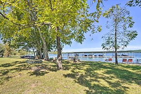 Lakefront Boating Getaway in Spring City!