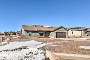 Spacious Williams Home w/ Yard: Near Hiking!